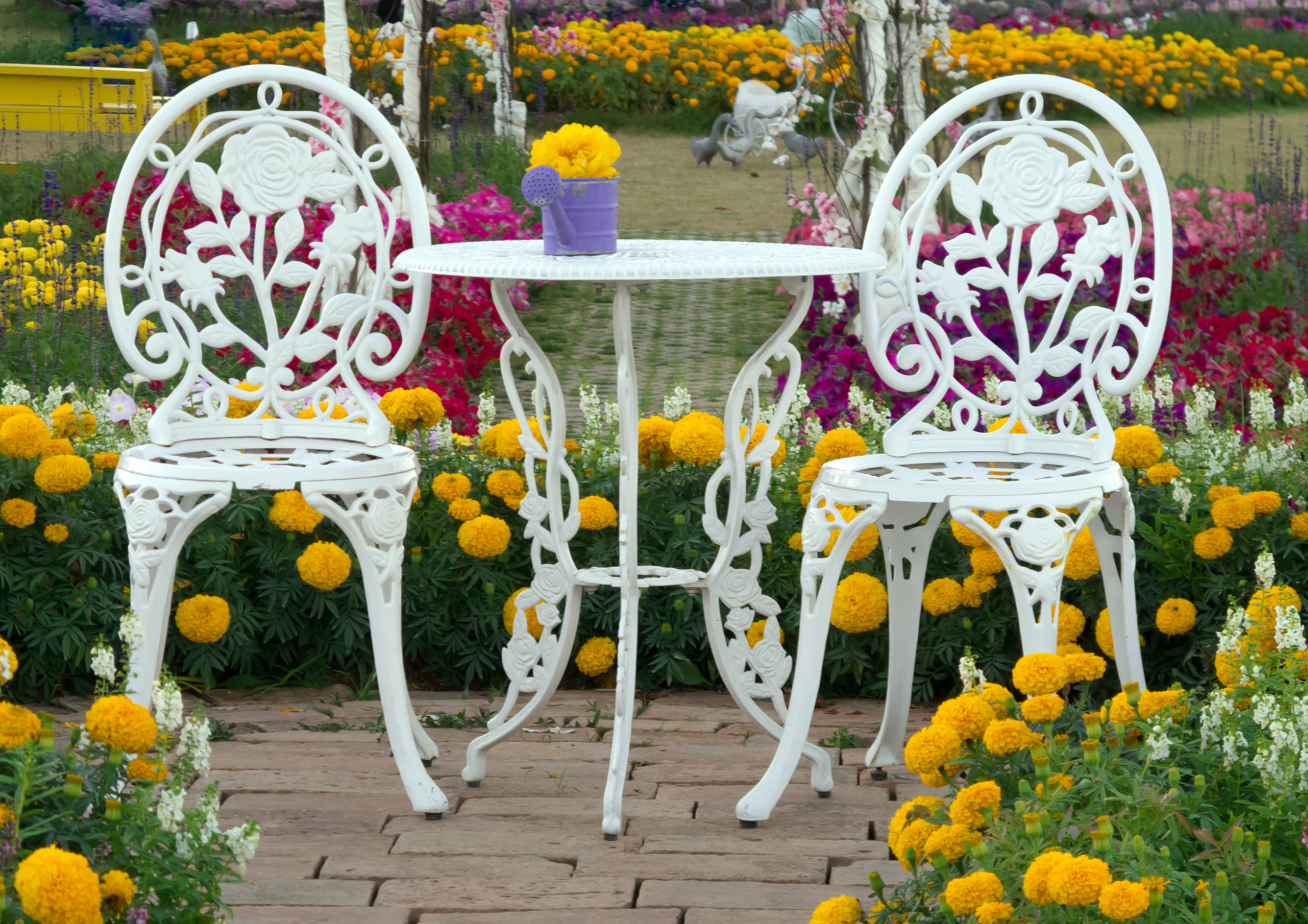 Il tavolo da giardino