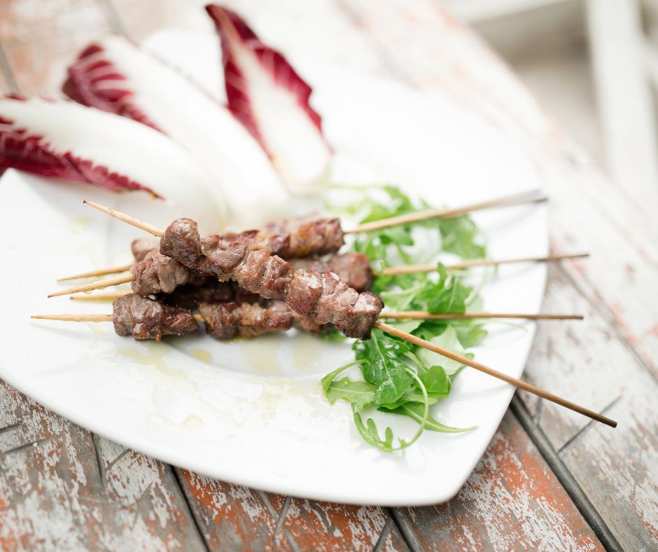 Viaggio nel Cuore dell’Abruzzo attraverso gli Arrosticini